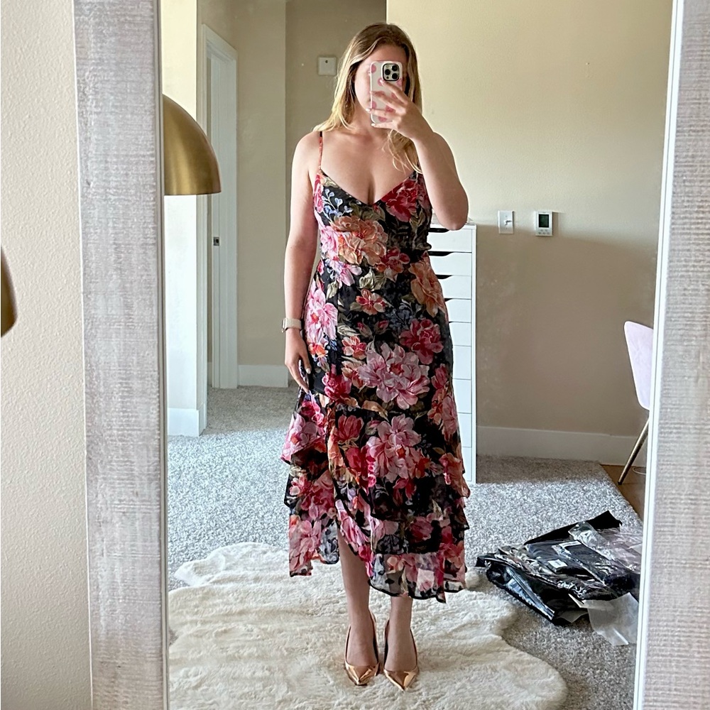 Lulu’s dark moody floral formal wedding guest dress